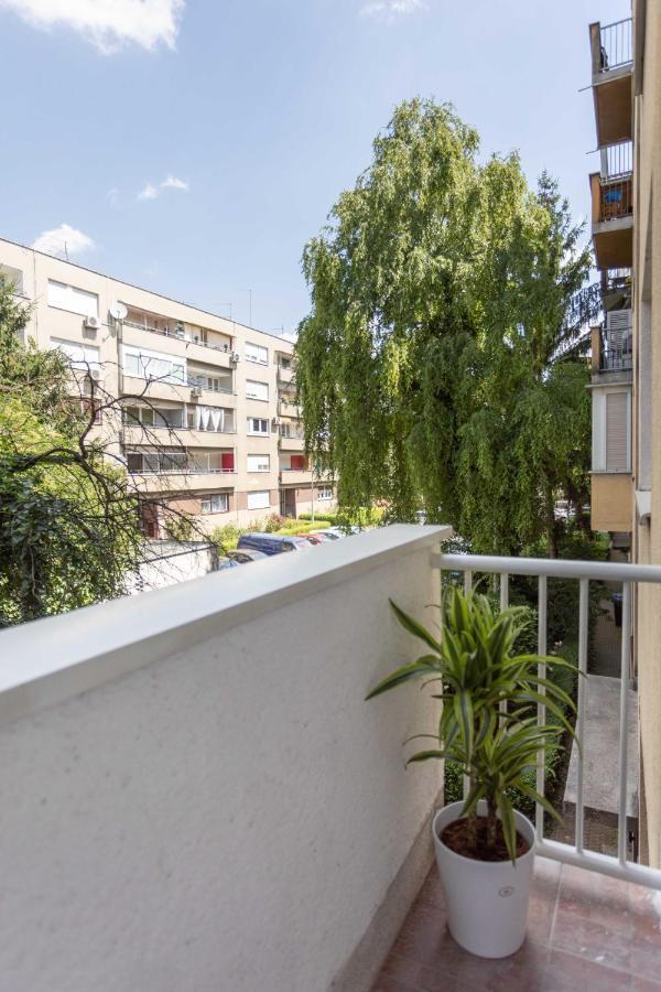 2Bdr Apartment With Balcony Near Maksimir 자그레브 외부 사진