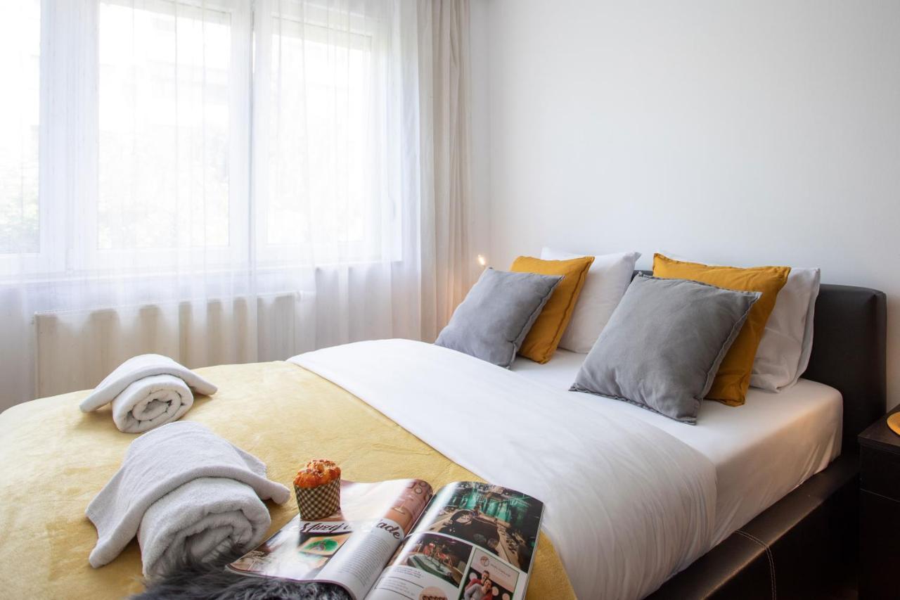 2Bdr Apartment With Balcony Near Maksimir 자그레브 외부 사진