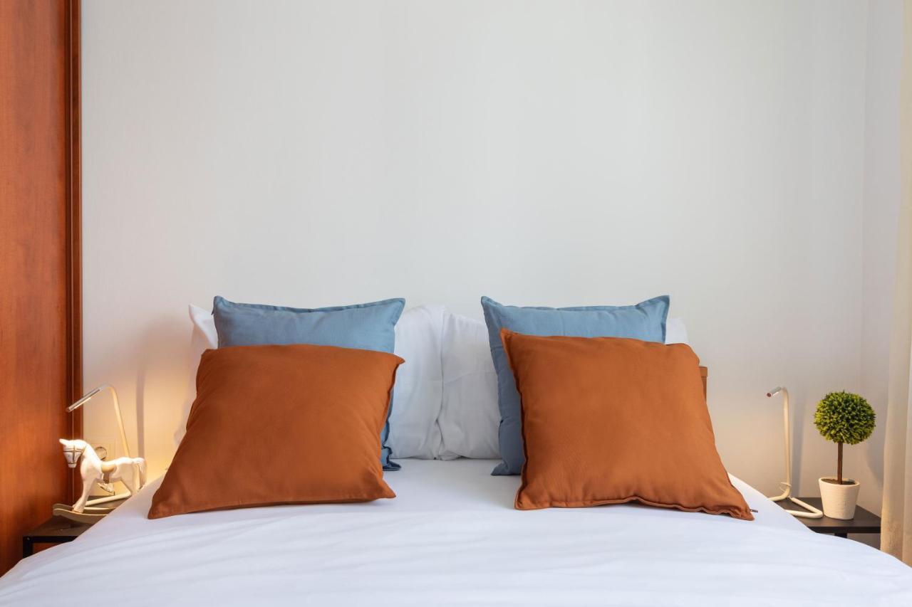 2Bdr Apartment With Balcony Near Maksimir 자그레브 외부 사진