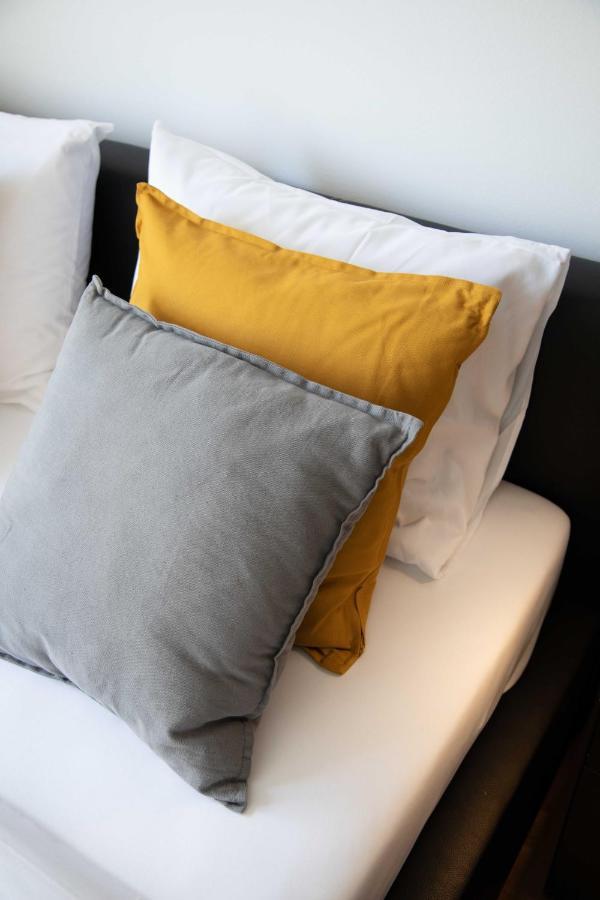 2Bdr Apartment With Balcony Near Maksimir 자그레브 외부 사진